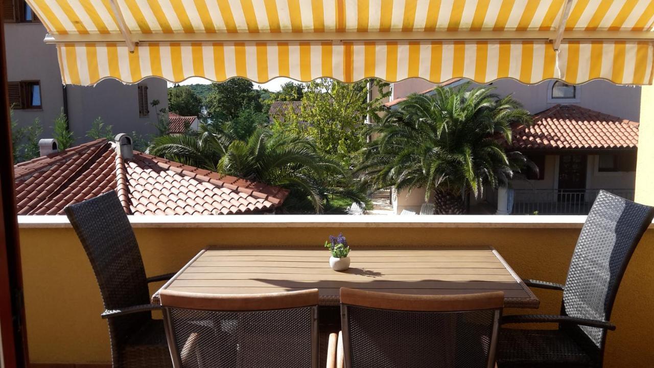 Oliva Holiday Apartment 班约勒 外观 照片