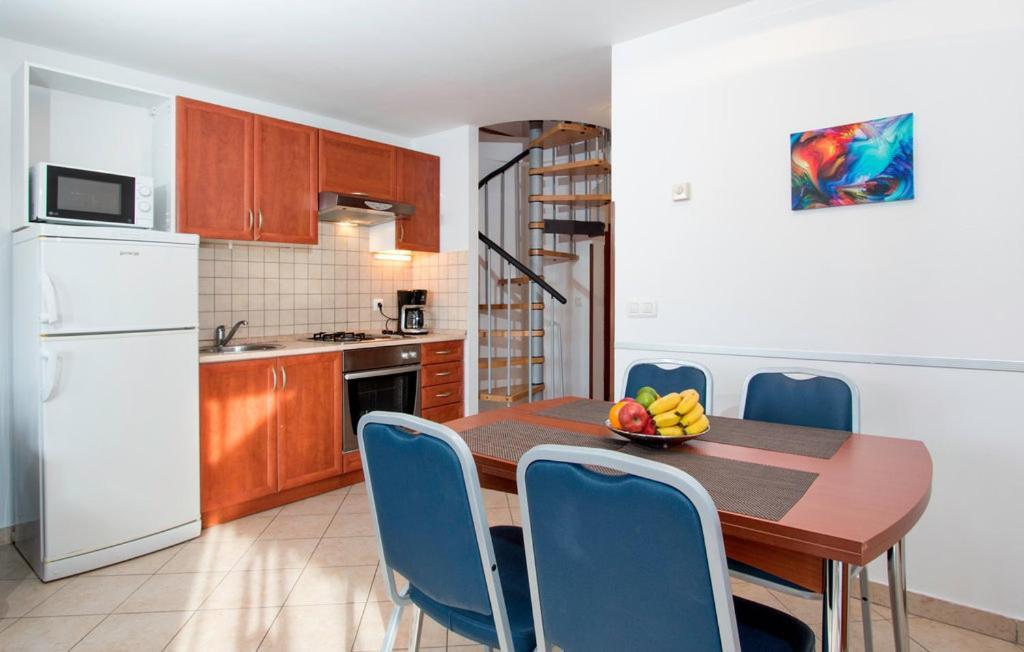 Oliva Holiday Apartment 班约勒 外观 照片